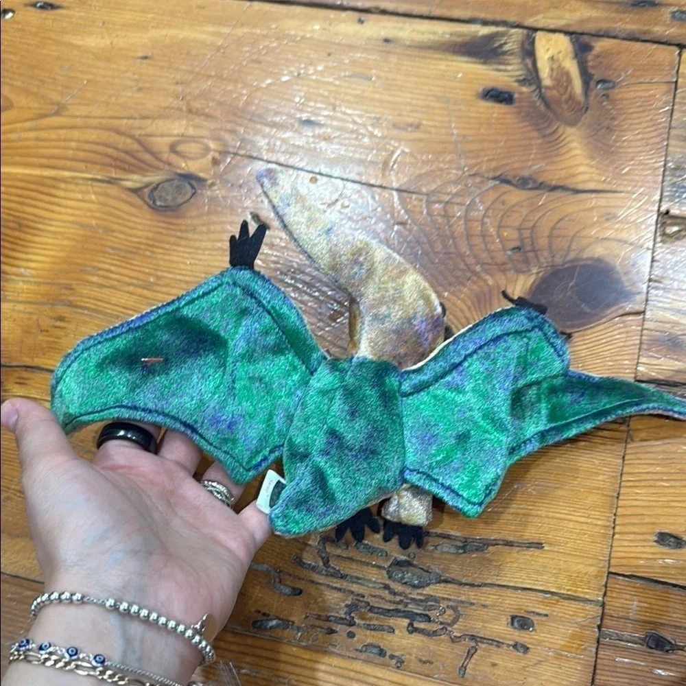 Ty Beanie Baby Swoop The Pterodactyl Mint Pellets
